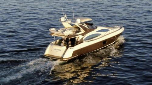 Azimut 68e