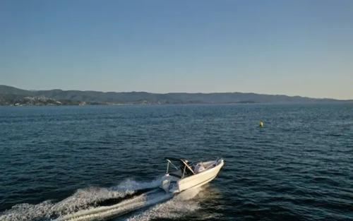 B2 marine cap ferret 522 open