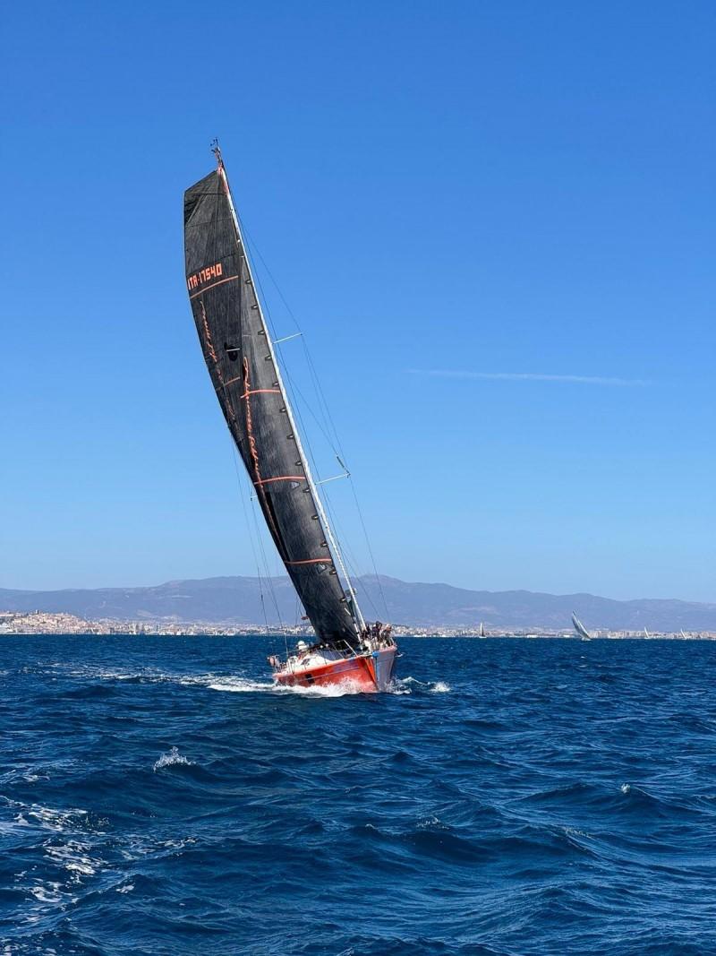 sirena marine Azuree 40