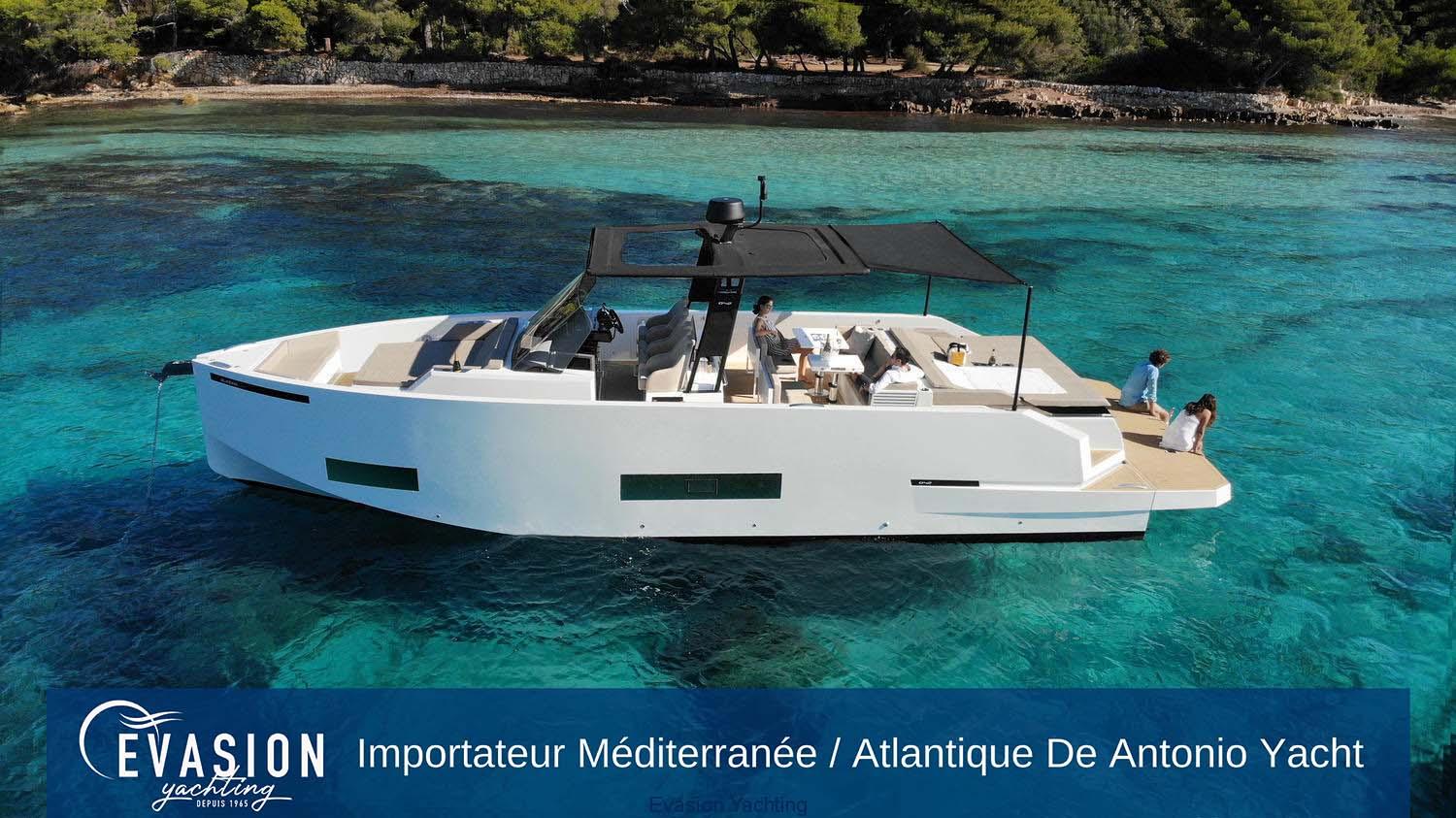 de antonio yachts D42 open