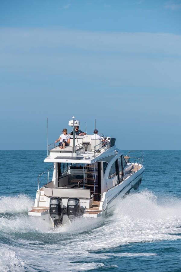 beneteau Antares 11 ob fly