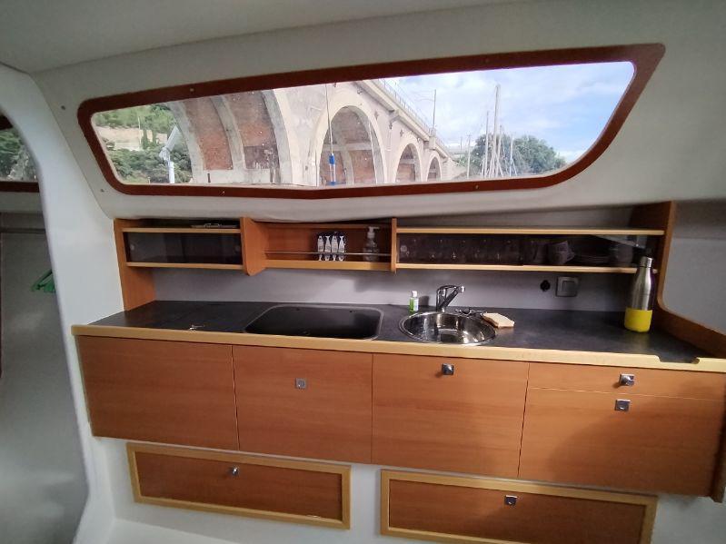 tricat 30'