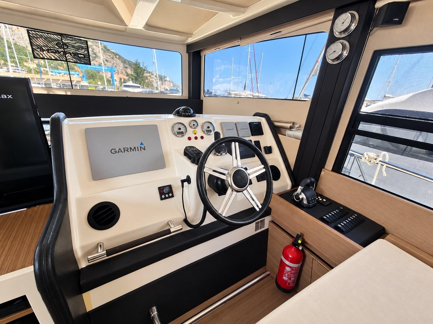 cranchi Eco trawler 43