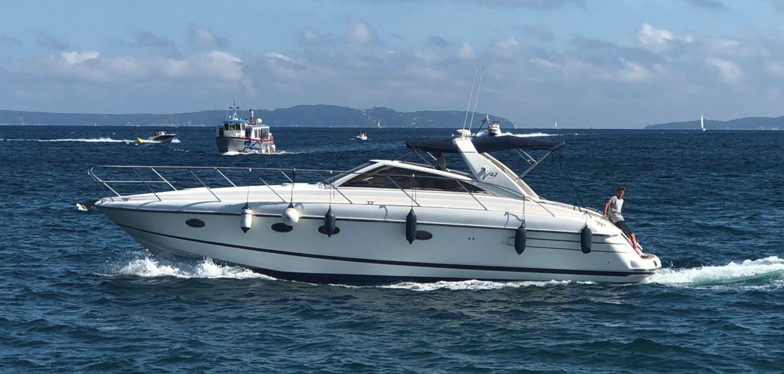 princess V42