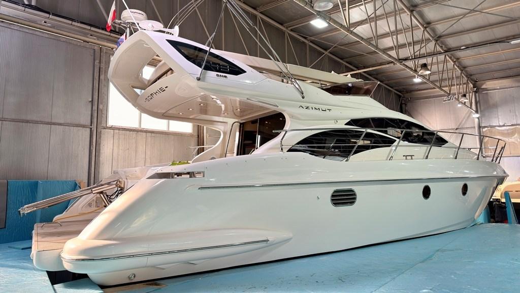azimut 43