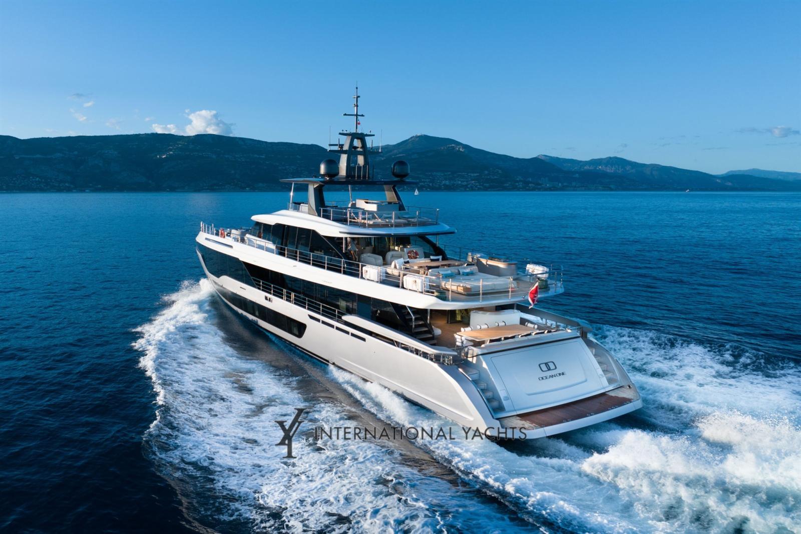 azimut Grande 36