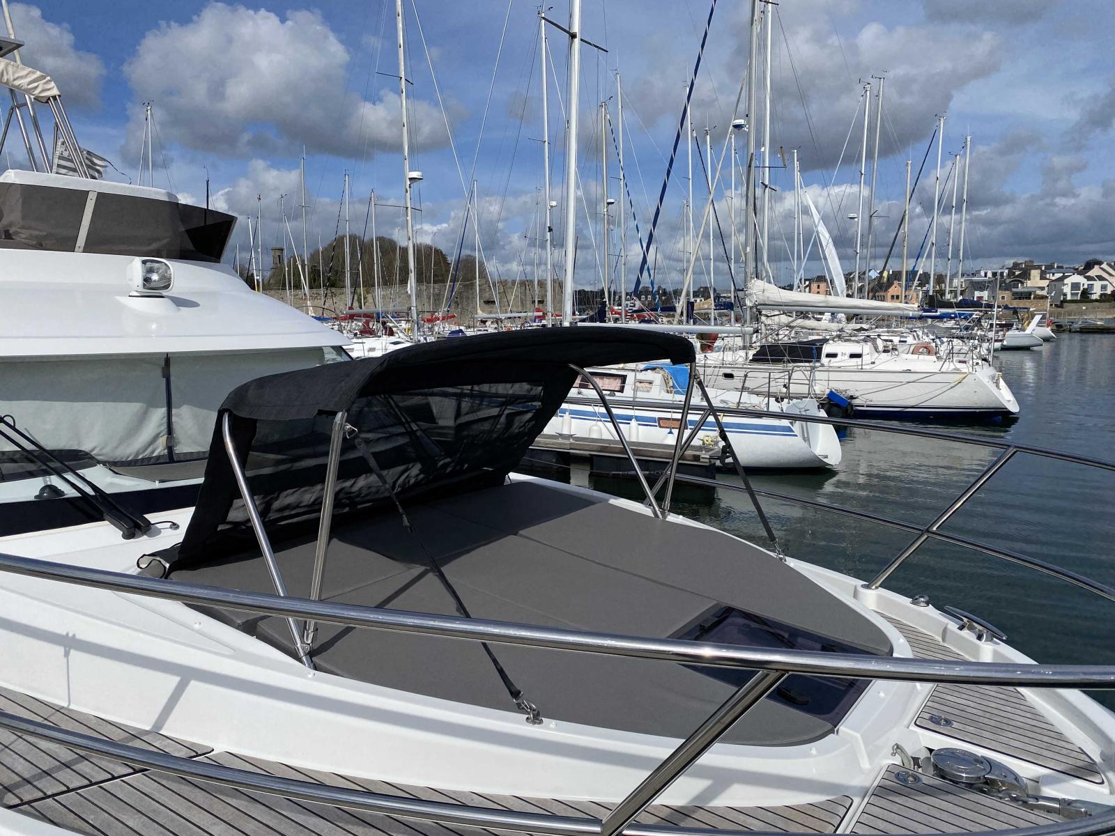 beneteau Antares 11 fly