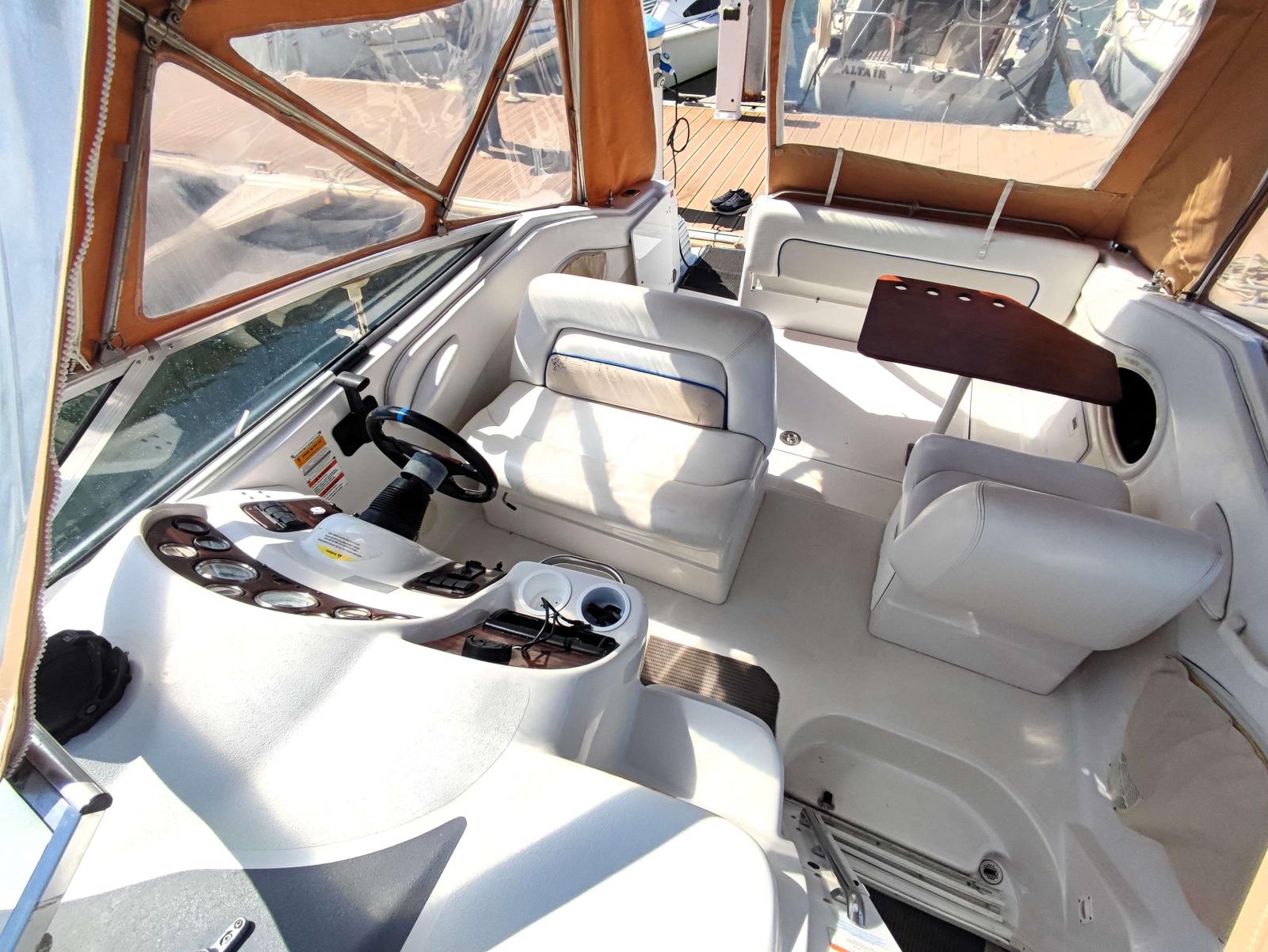 chris craft Crowne 25