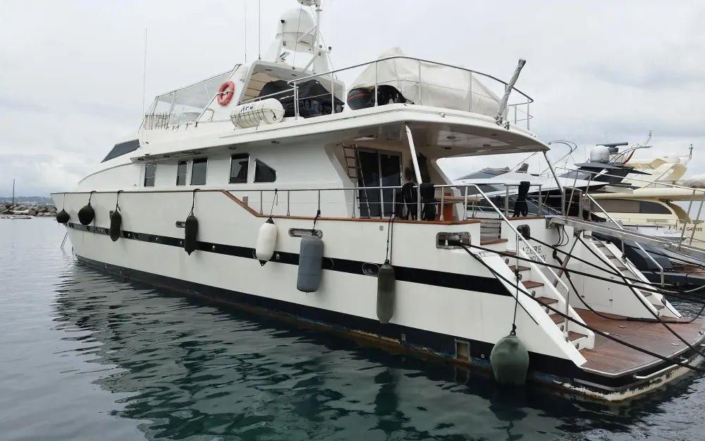 azimut Azimut 90