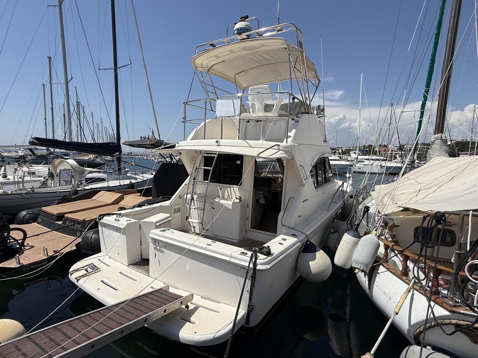 riviera marine 33.5 convertible