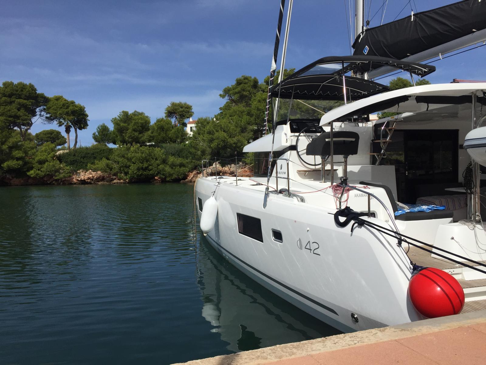 lagoon 42
