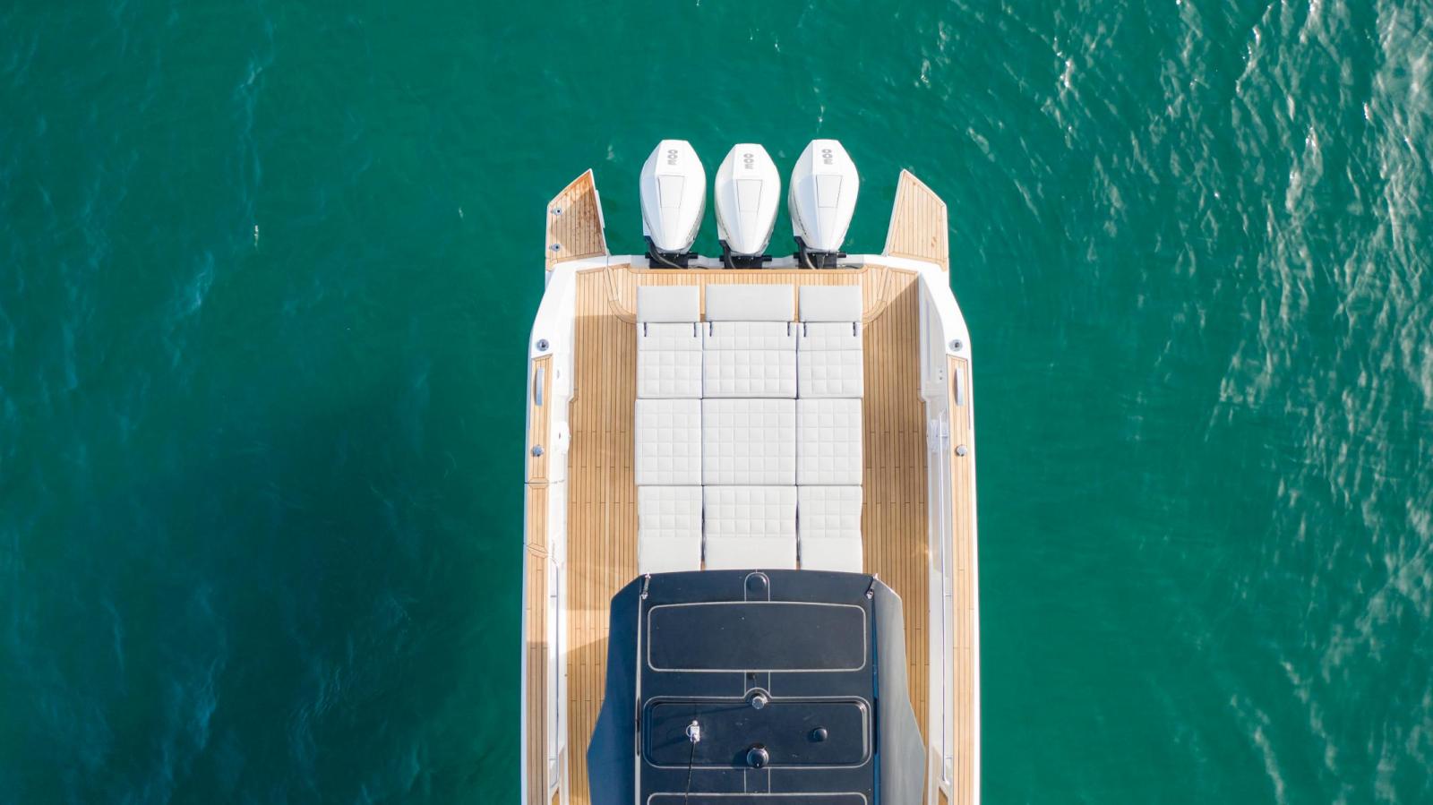 pardo yachts 38 hors bord