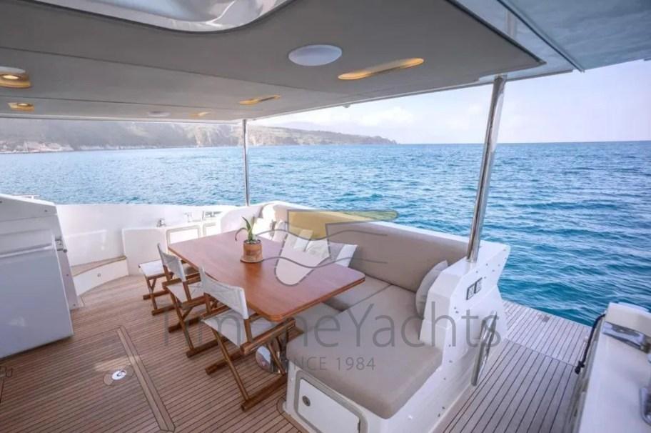 azimut 66 flybridge