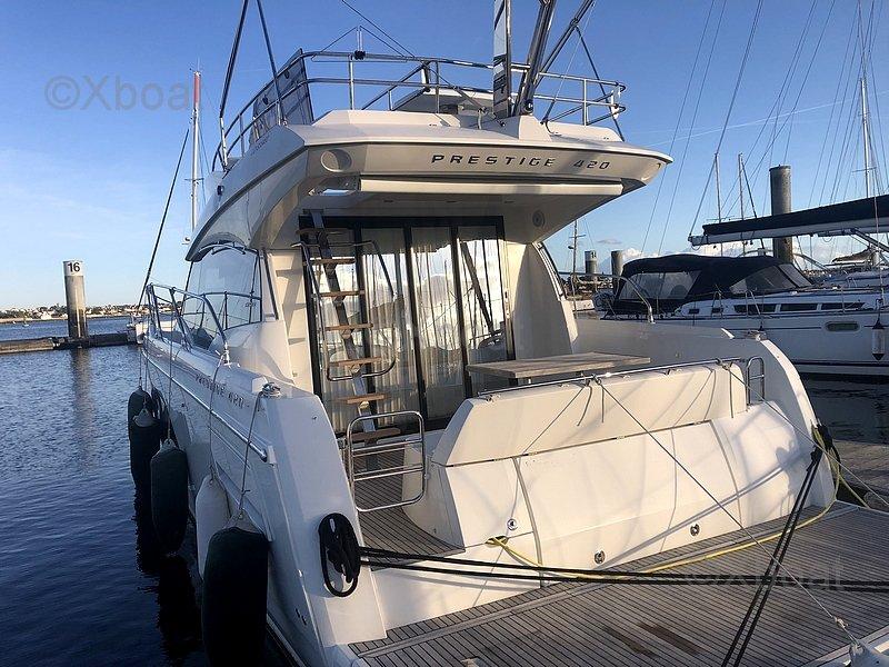 jeanneau Prestige 420 fly