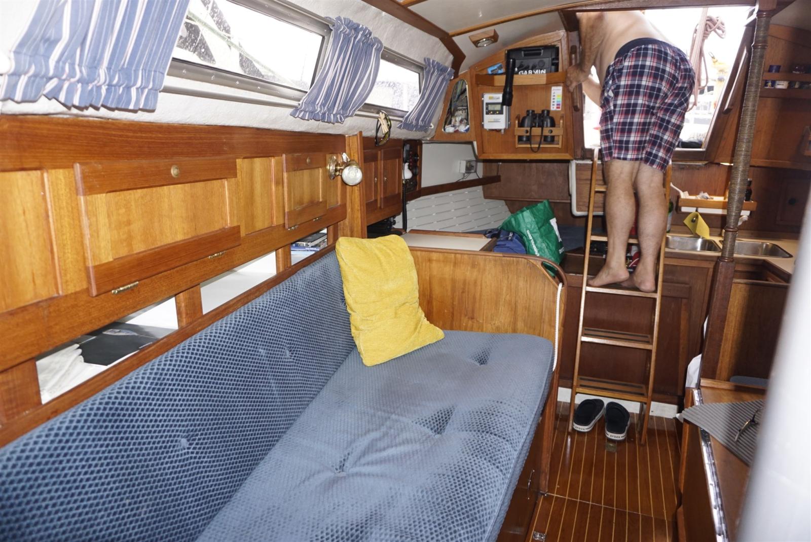 yacht center ab, sweden Player 31