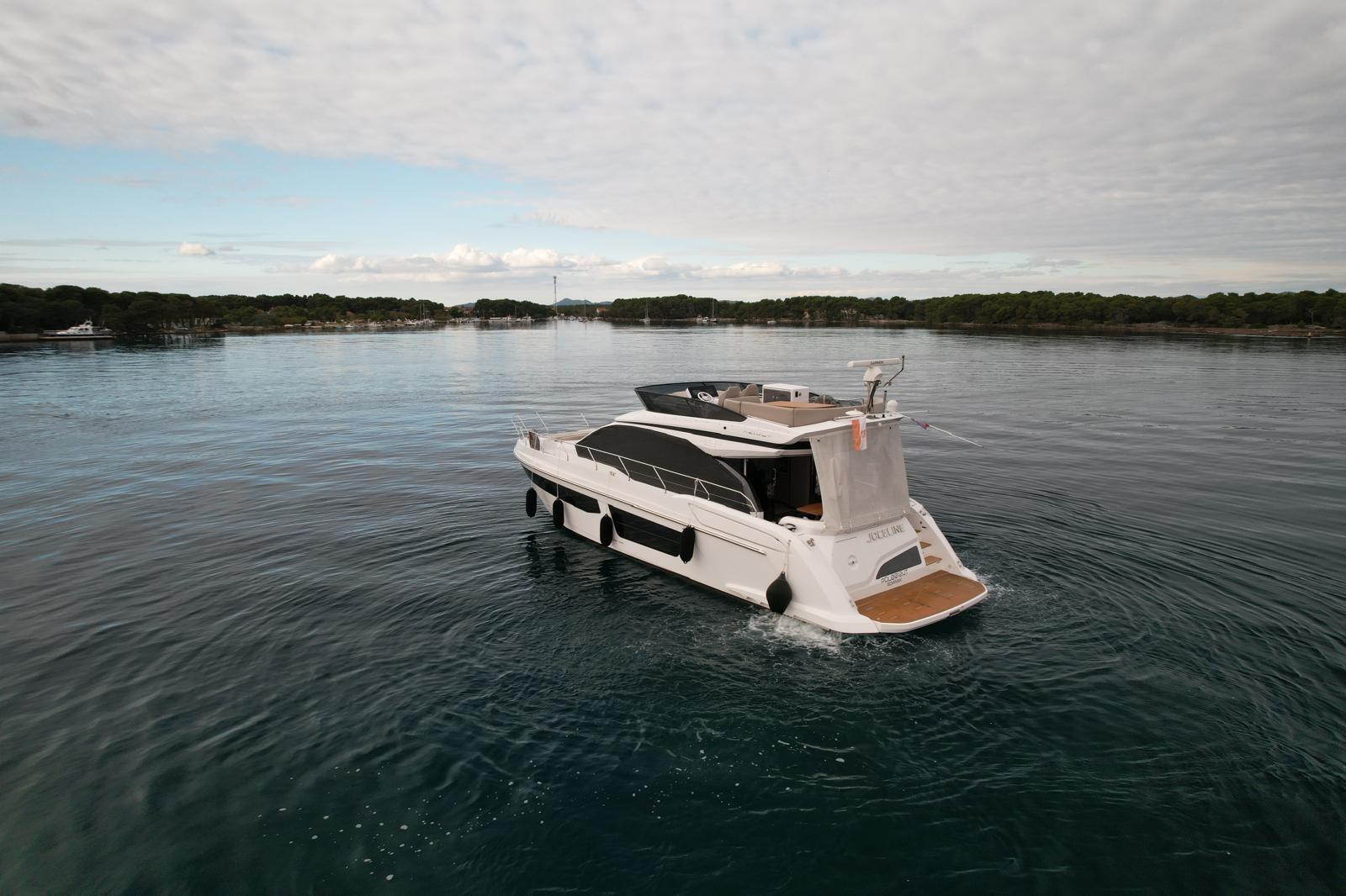 azimut 53 flybridge