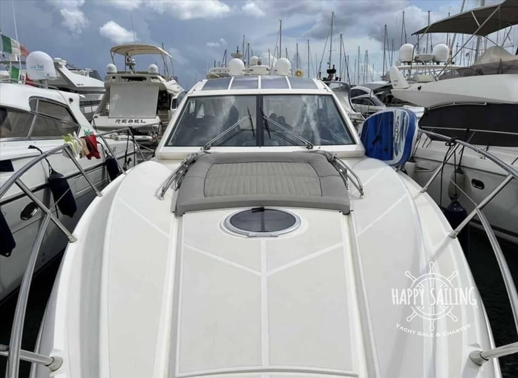 absolute yacht 47 hard top