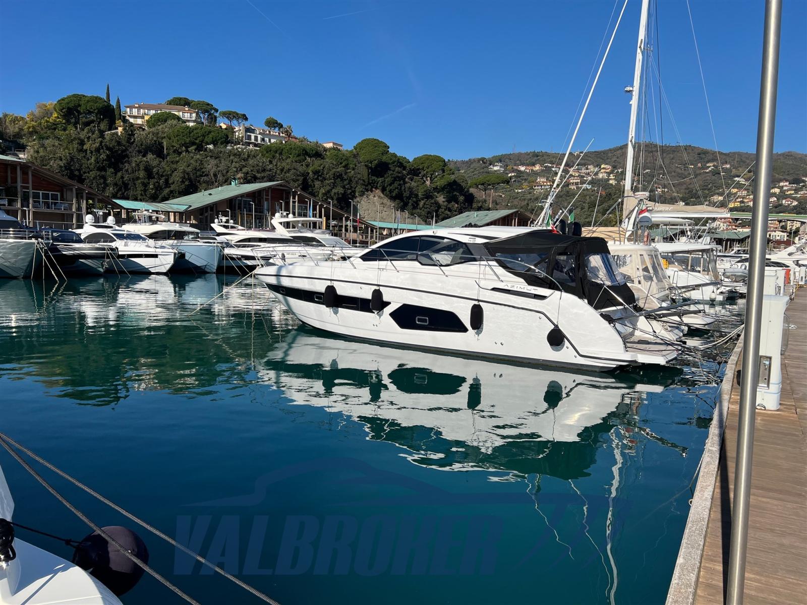 azimut Atlantis 43