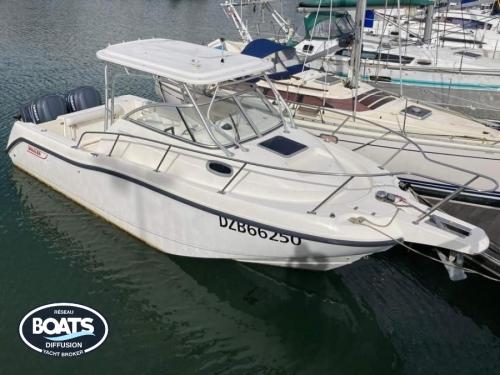 Inconnu boston whaler 255 conquest