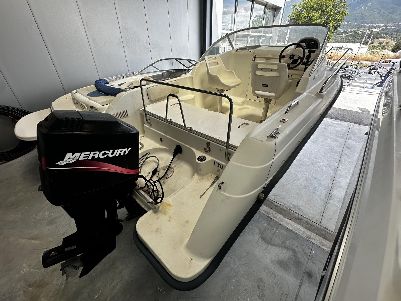 beneteau Flyer 5.7 cab