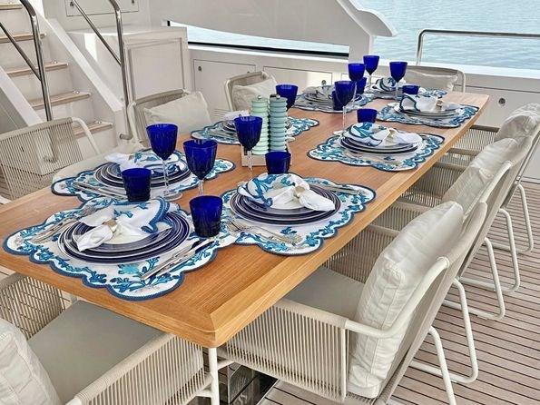 benetti Delfino 95