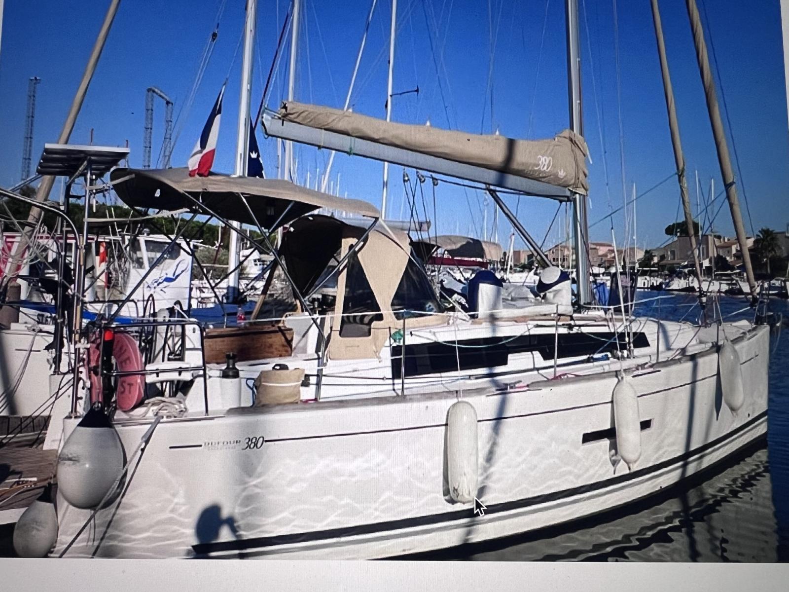 dufour 380