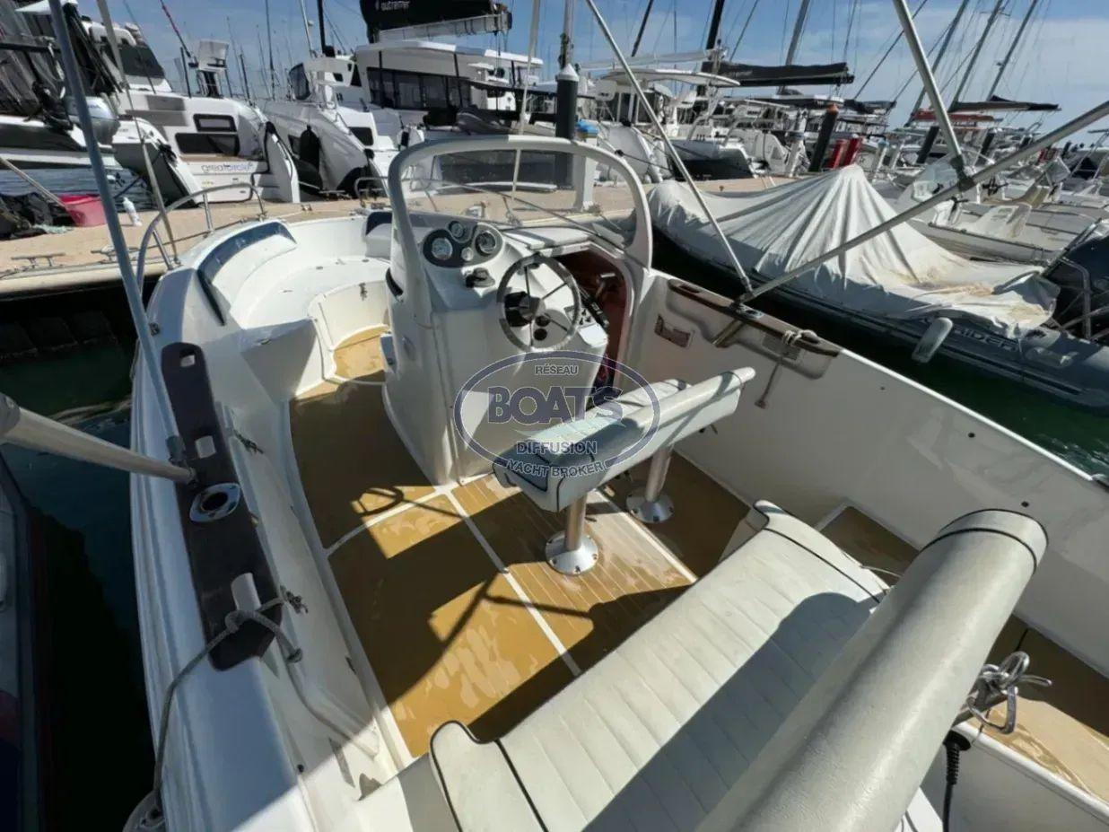 quicksilver Quicksilver 600 commander