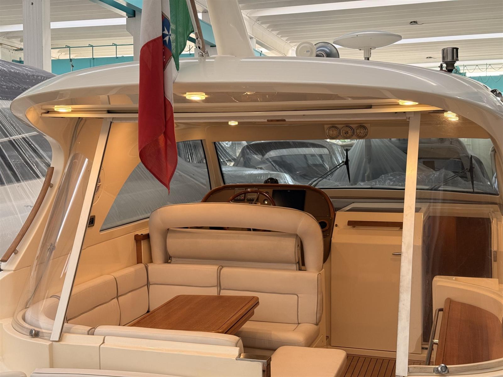 mochi craft 44 dolphin