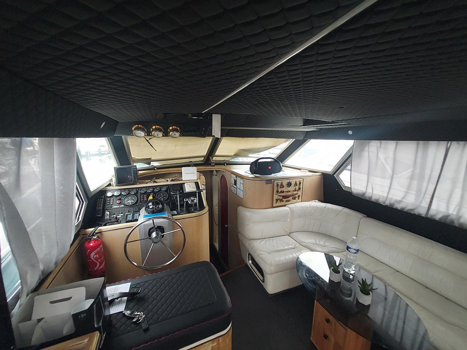 gibert marine Jamaica 38