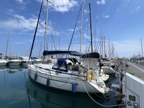 Bavaria yachts cruiser 32