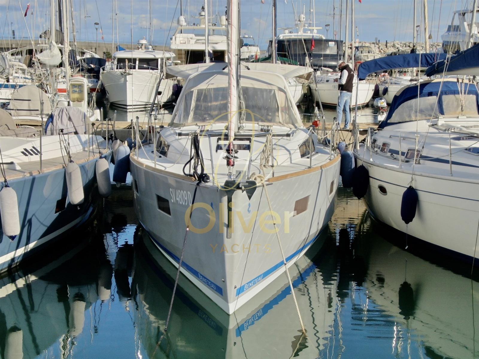 beneteau Oceanis 38