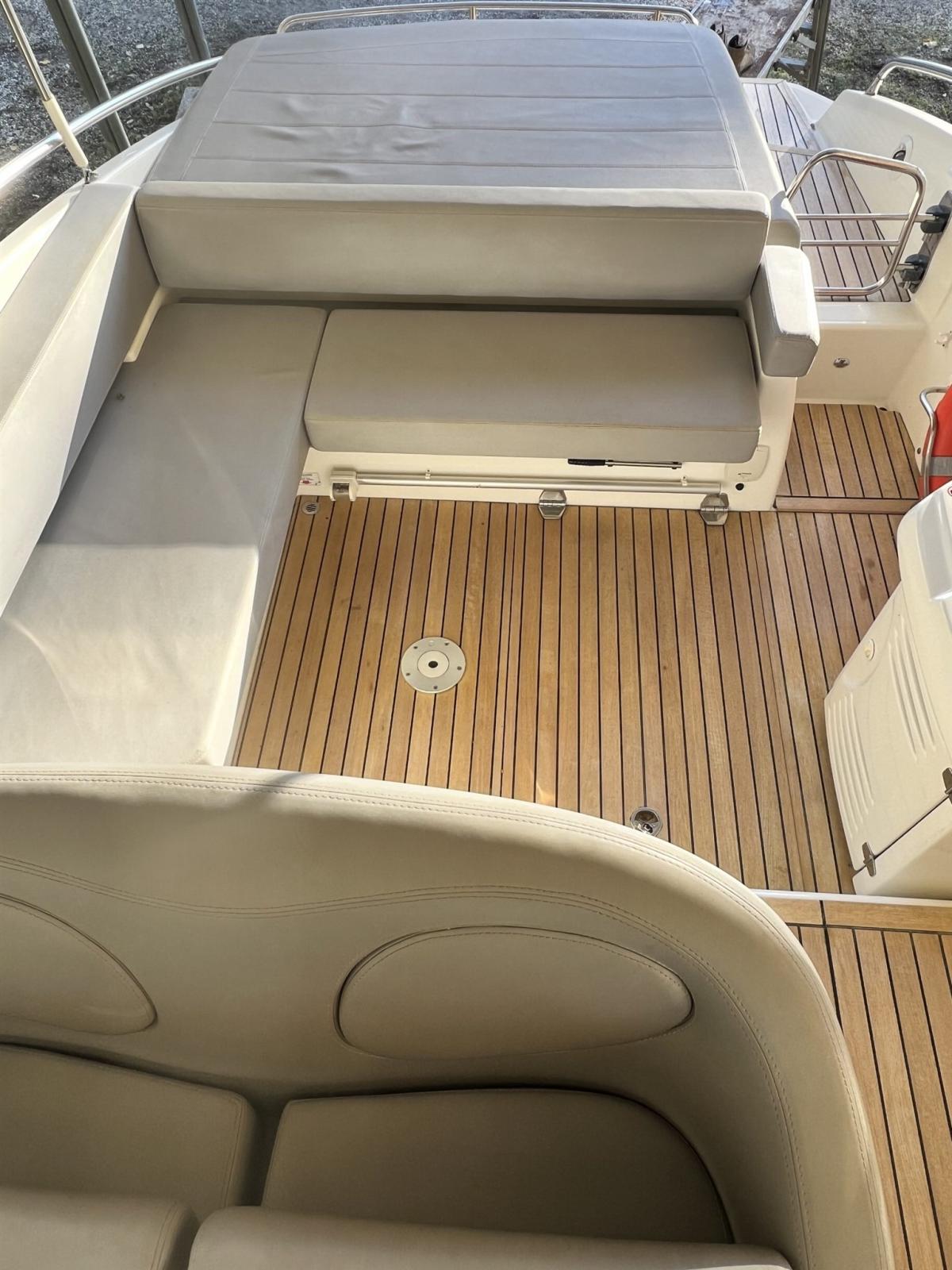 cranchi Endurance 30