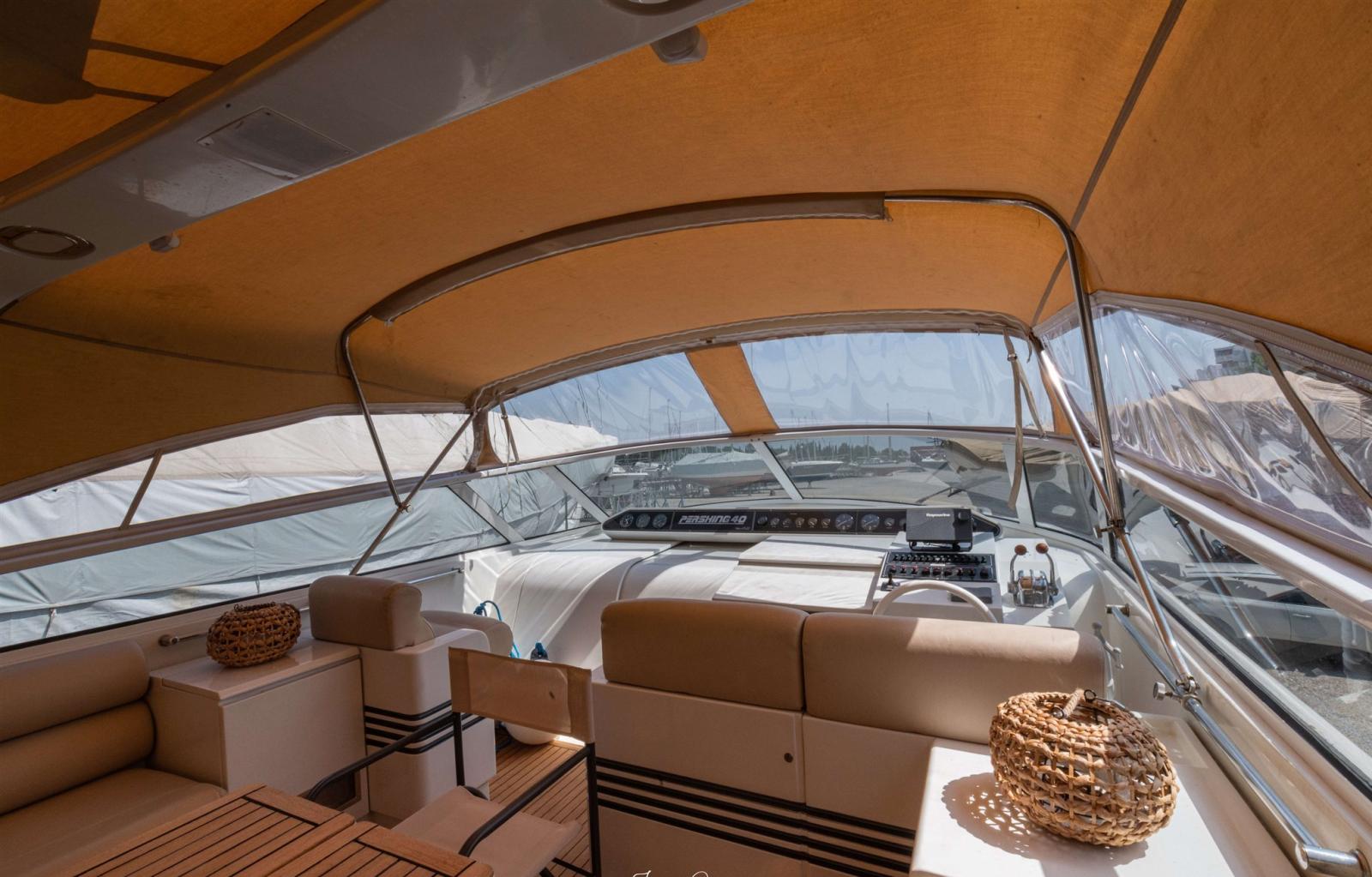 pershing 40