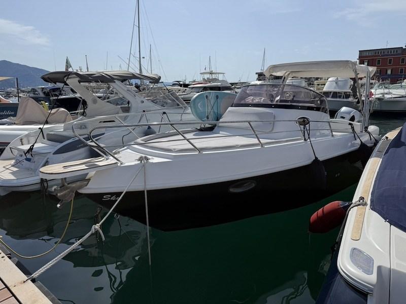 Marinello 26 cabin