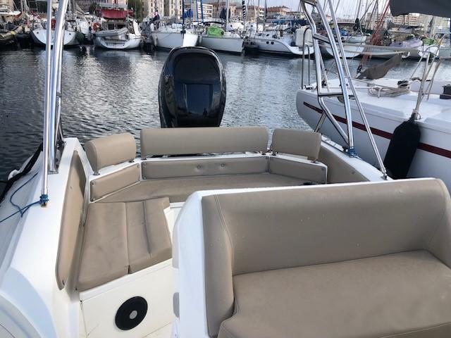 black fin Elegance 8