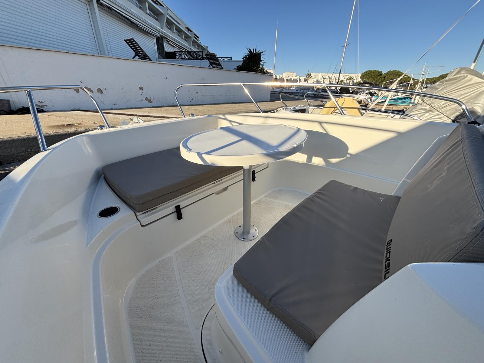 quicksilver 675 open