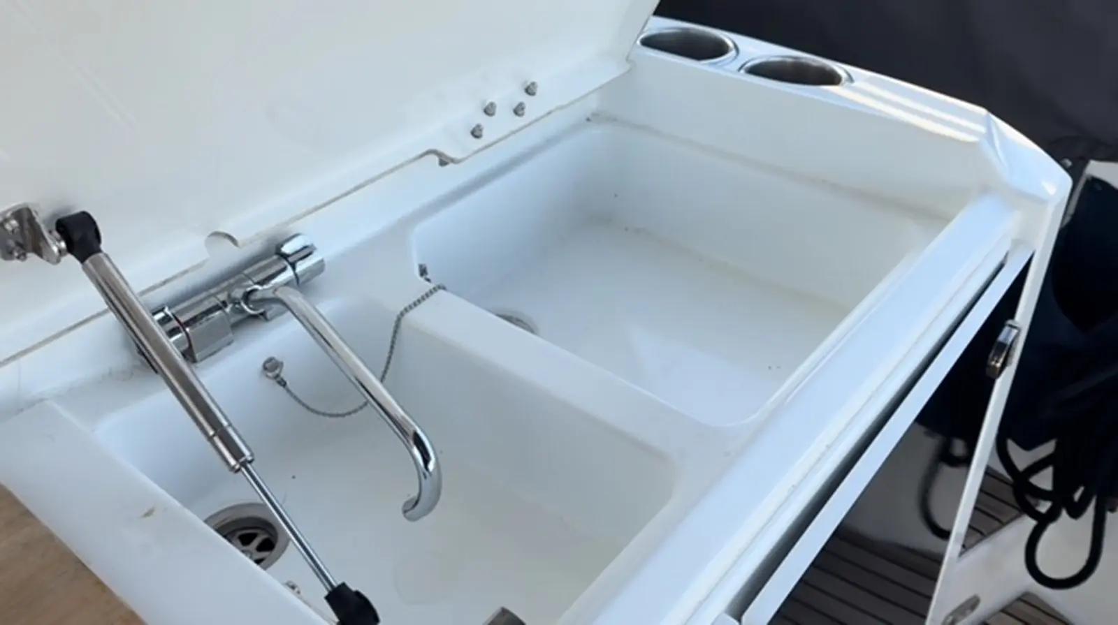 jeanneau Jeanneau cap camerat 10.5 wa