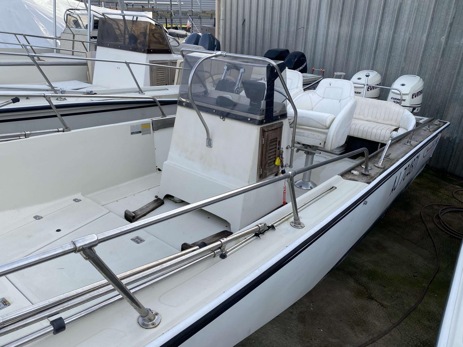 boston whaler 22 outrage