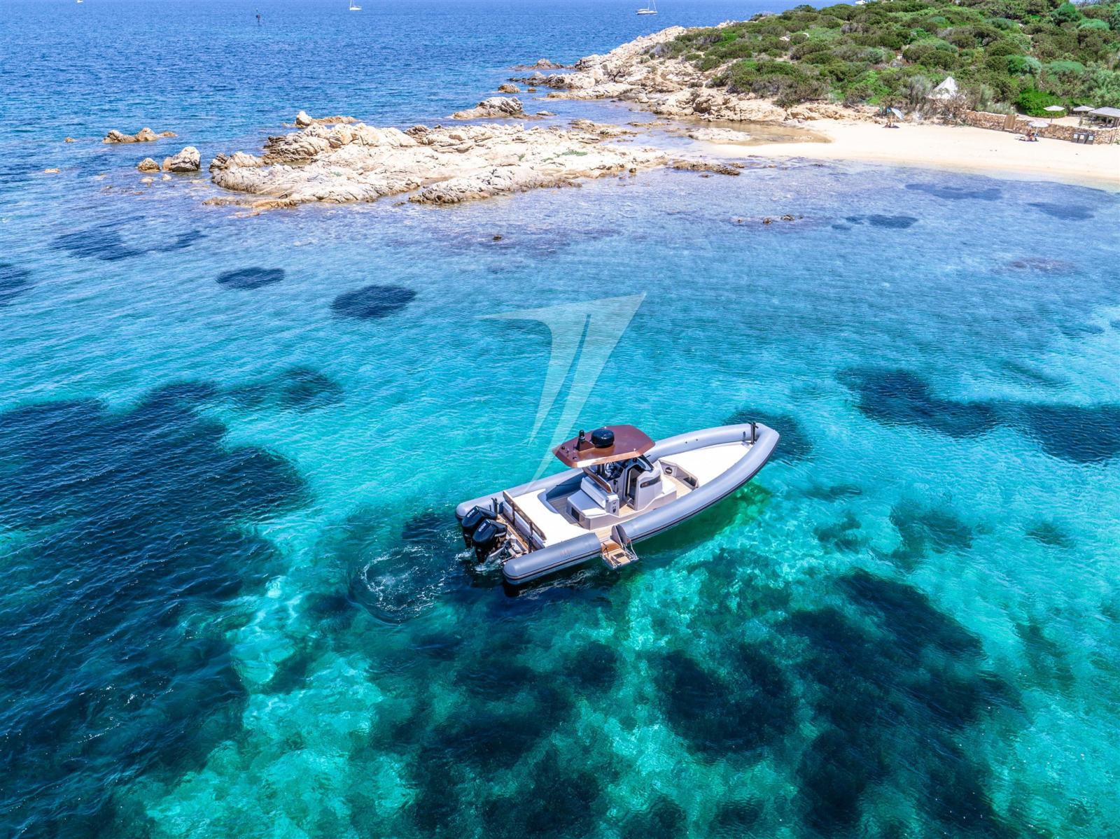 rame yacht R 10