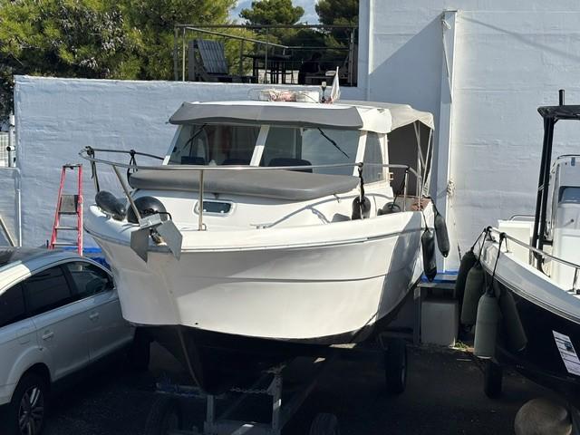 beneteau Antares 710