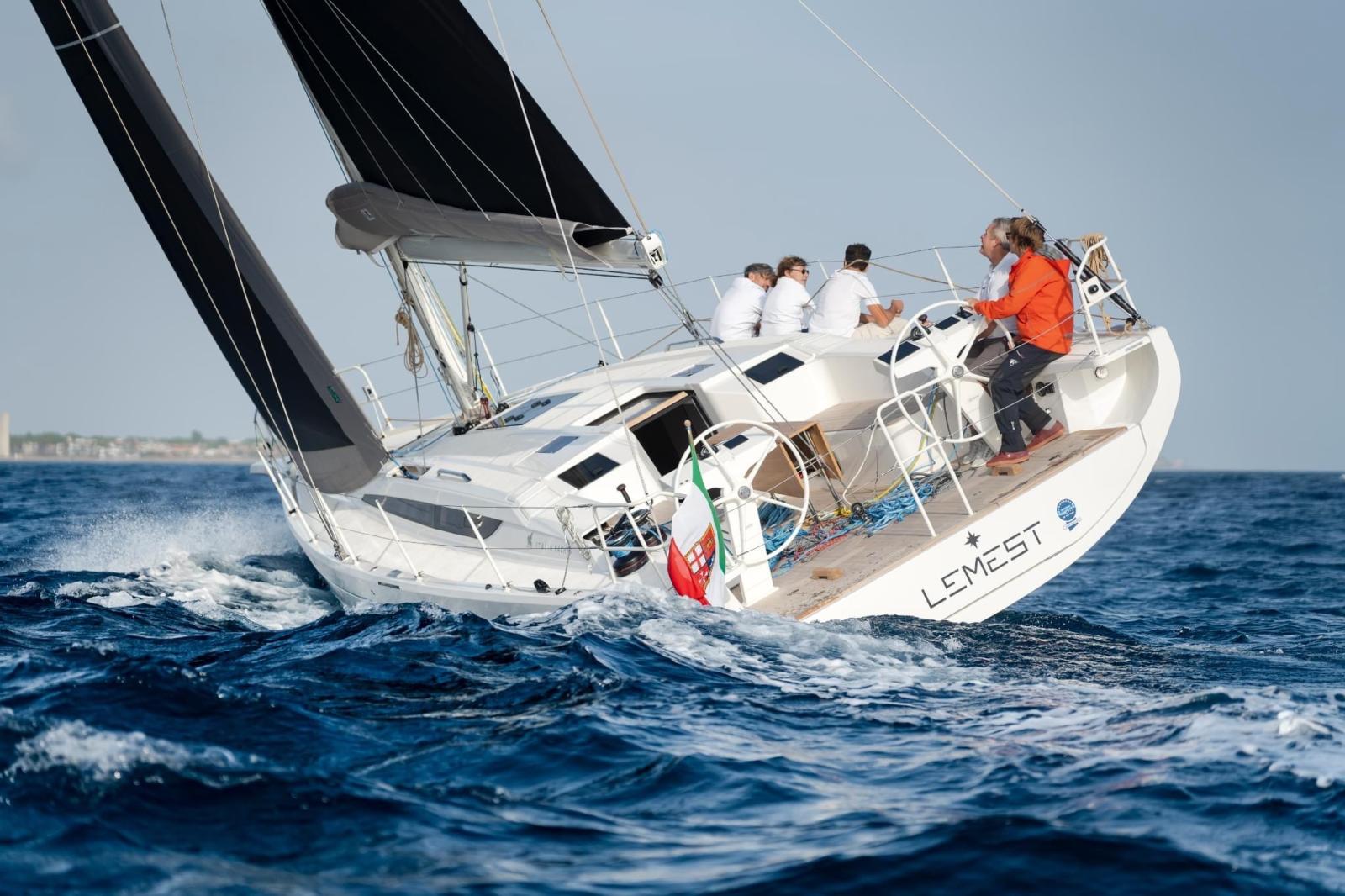 italia yachts Italia 12.98 new