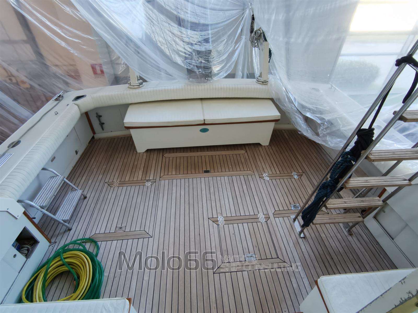 bertram yacht 43' convertible