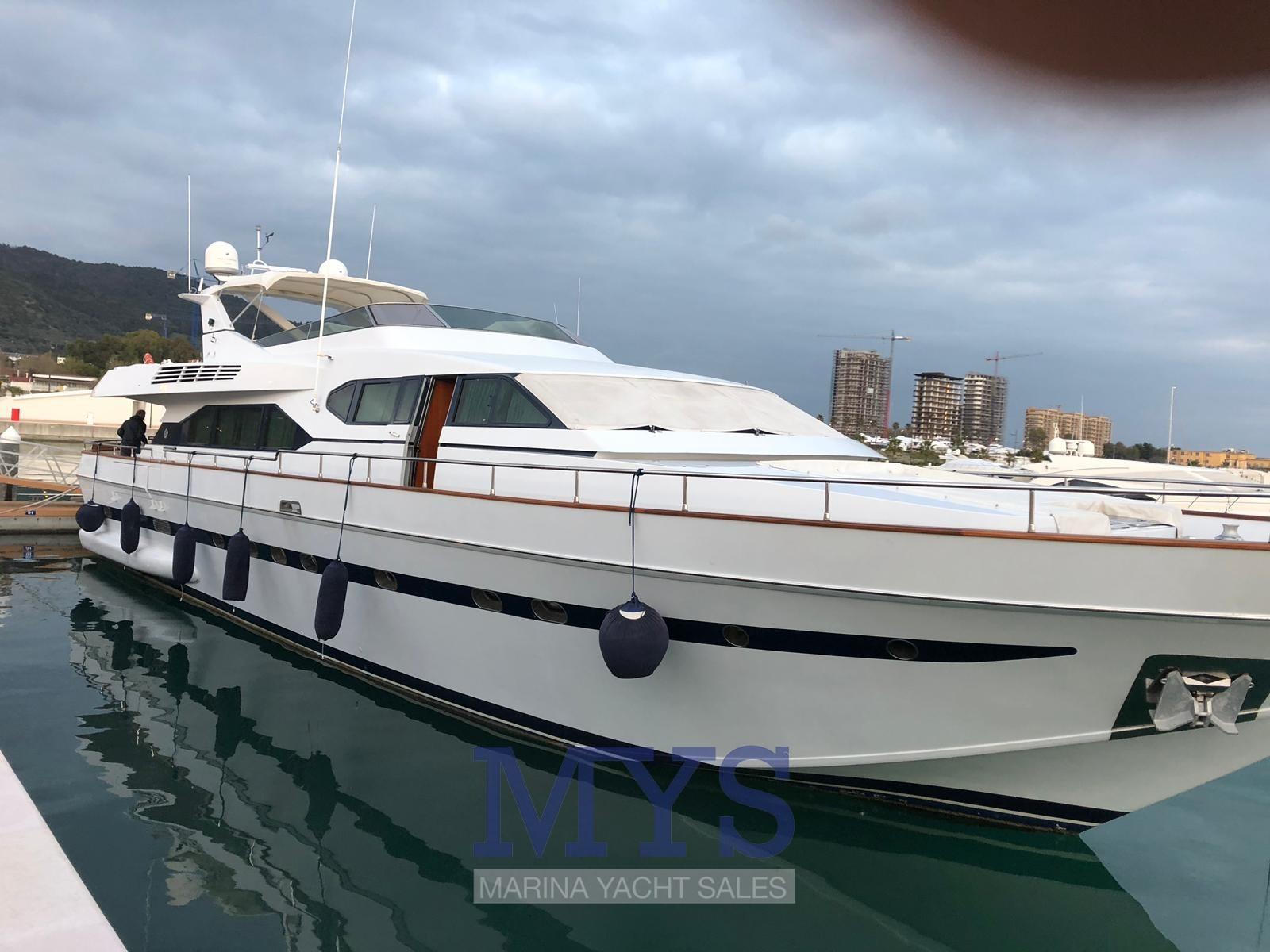 castagnola Lady sea