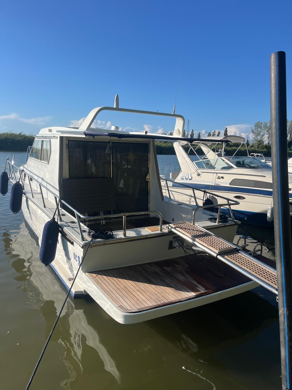 dellapasqua Dc 9 cabin