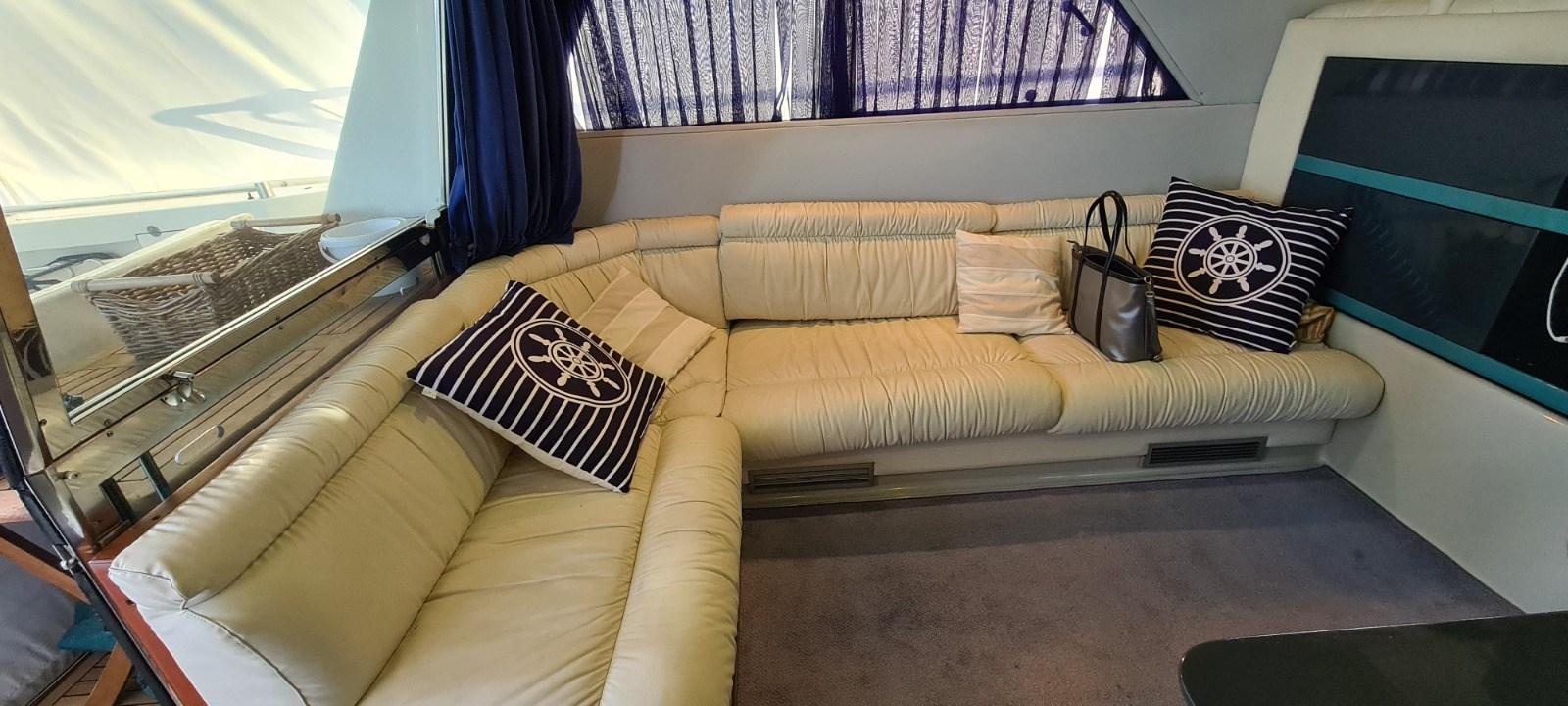 ferretti yachts Altura 46/49