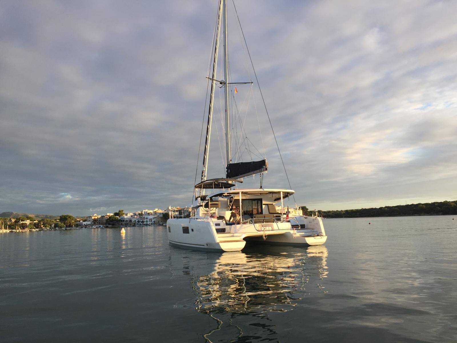 lagoon 42