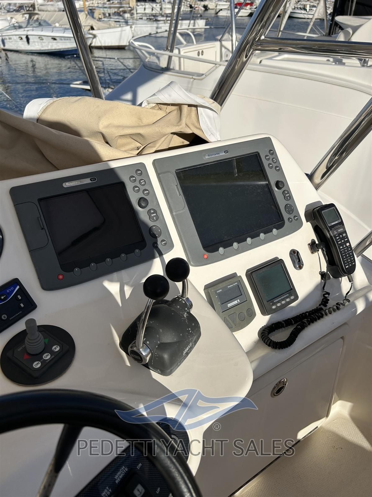 riviera marine 37 flybridge