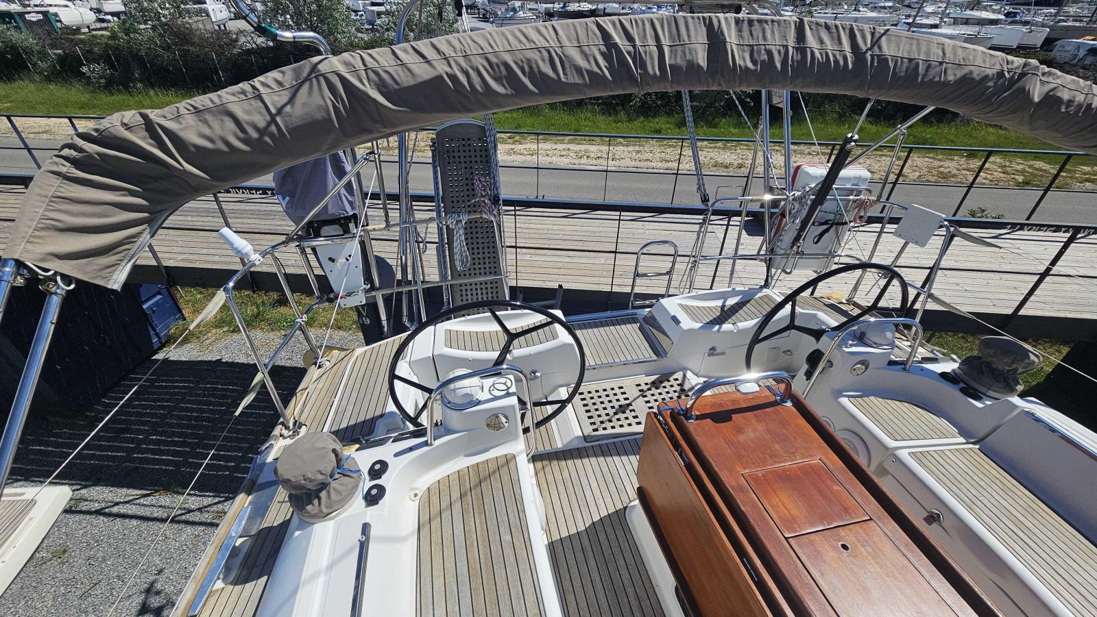 jeanneau 53