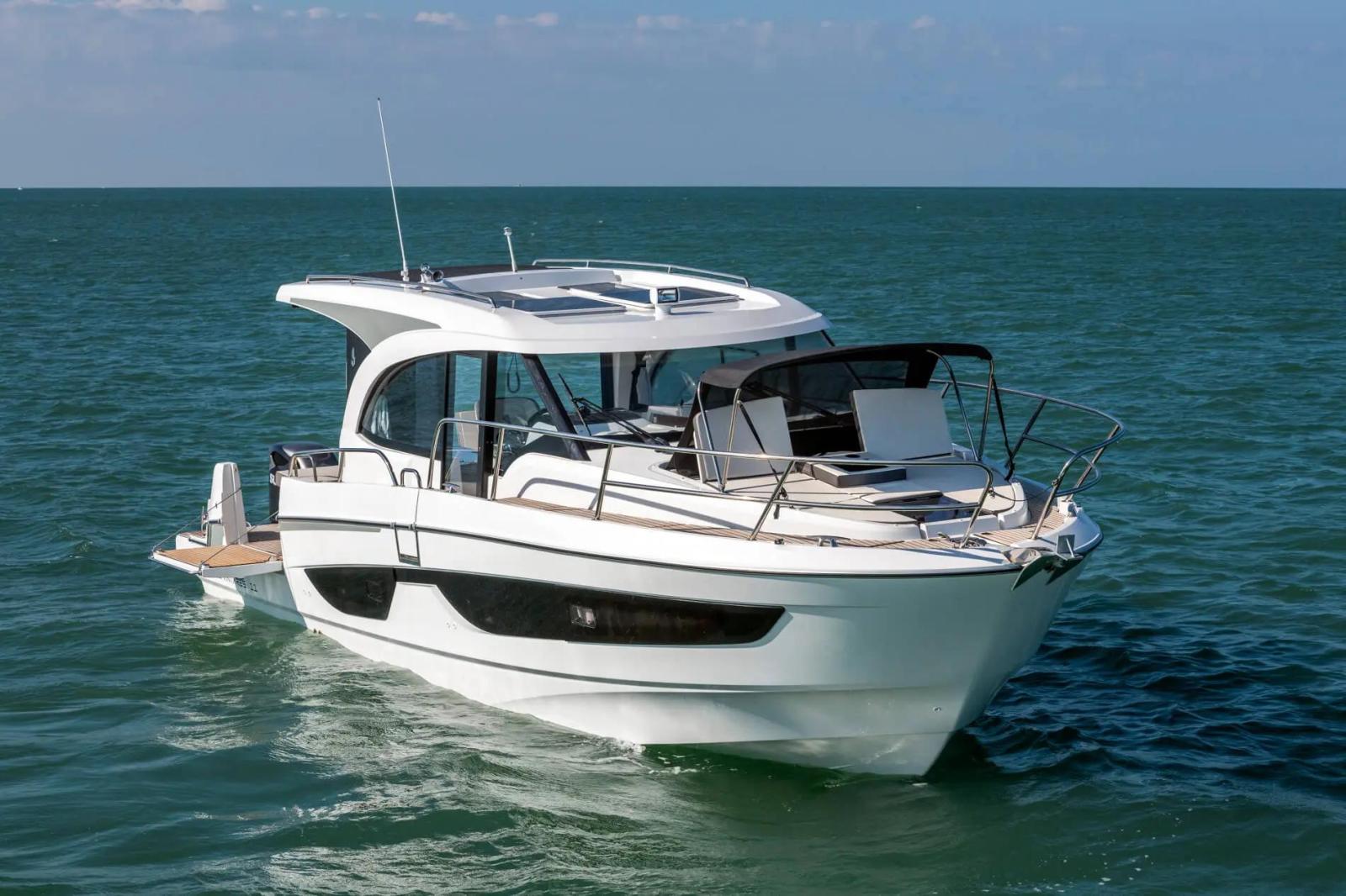 beneteau Antares 11