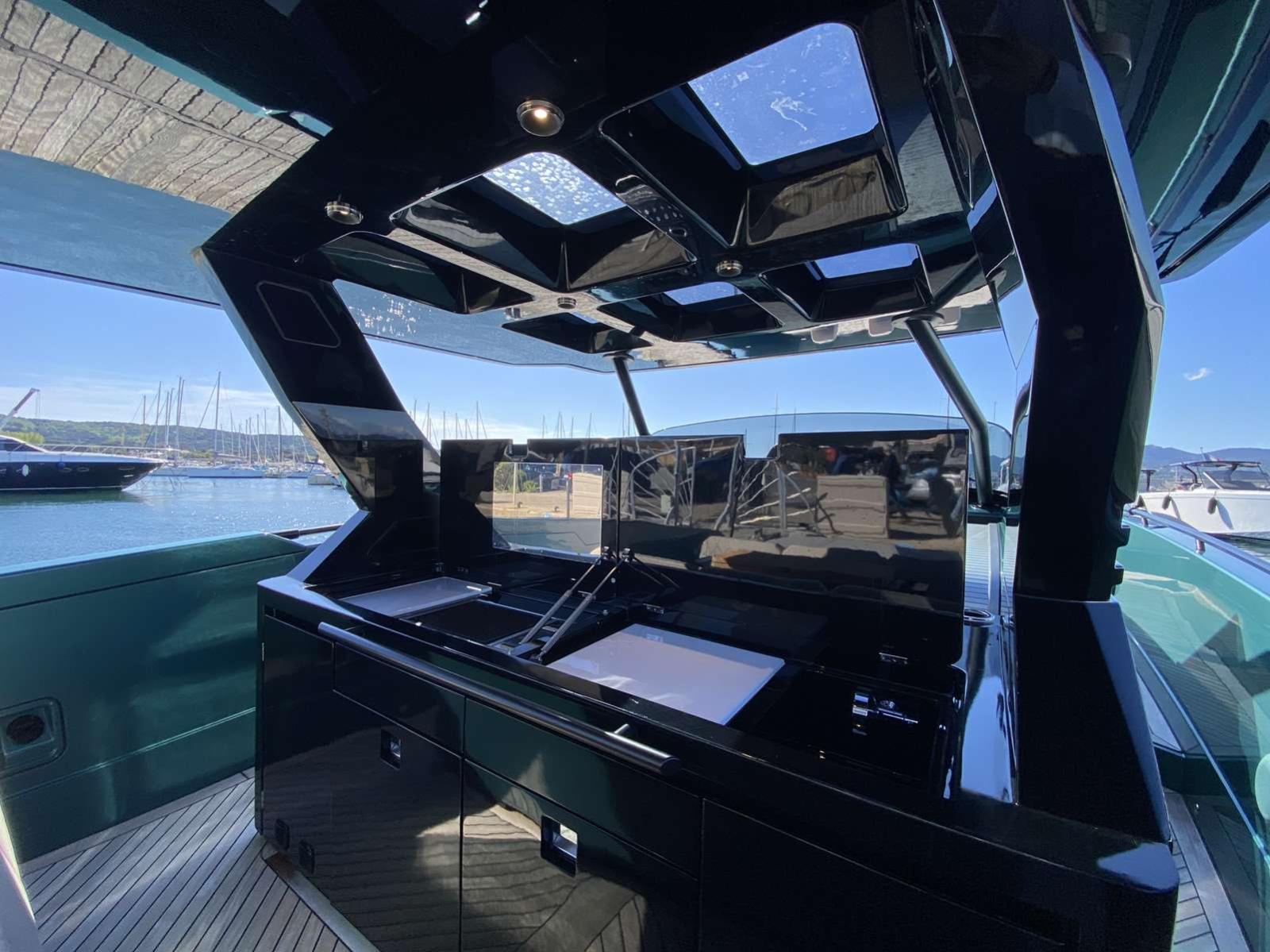 canados Gladiator 493 grand
